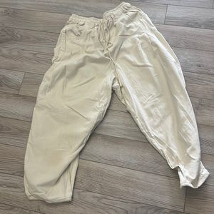 New with tags Amazon Baggy off white pants